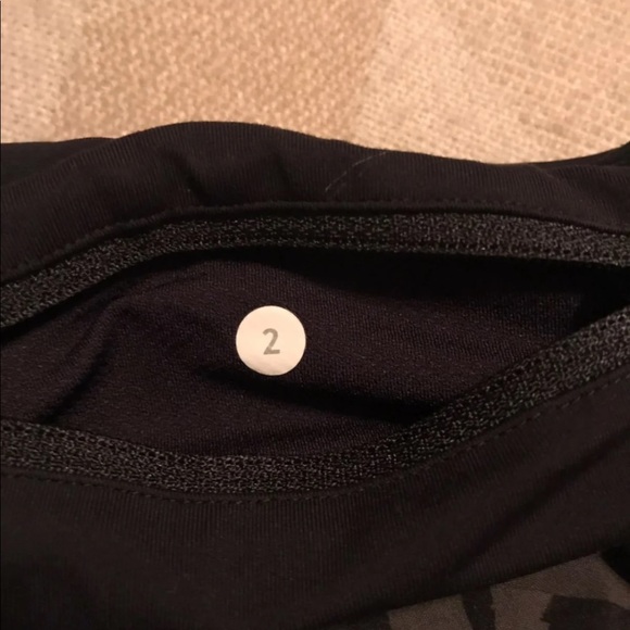 ***SOLD***Camo Speed shorts - Picture 4 of 4